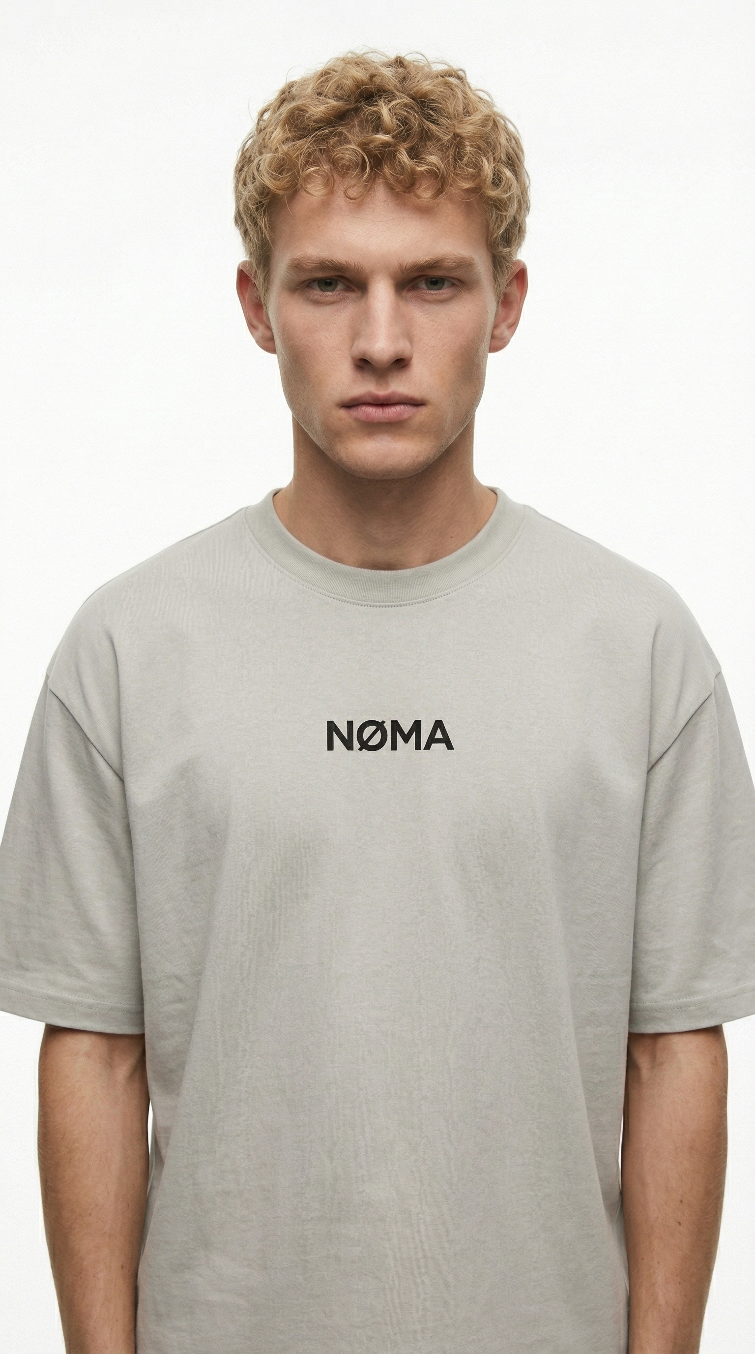 Camisa NOMA Oversized frente cinza